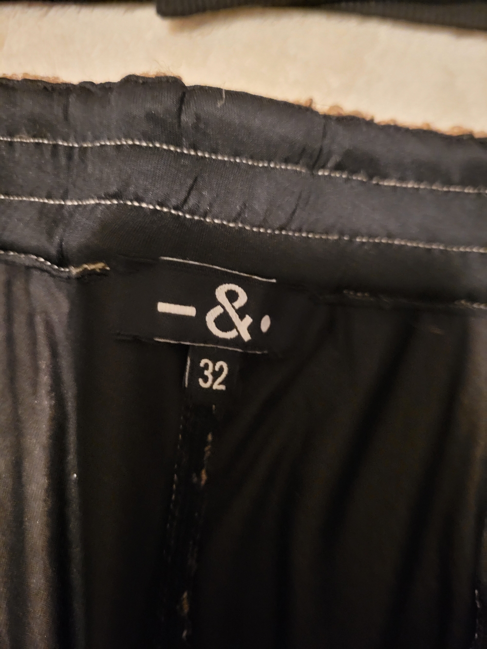 - & . Jute short and bomber jacket - Picture 6 of 10